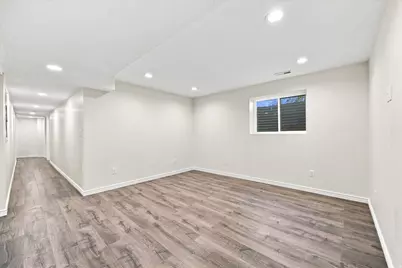 2407 E Country Oaks Dr, Layton, UT 84040 - Photo 29