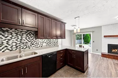 2407 E Country Oaks Dr, Layton, UT 84040 - Photo 17