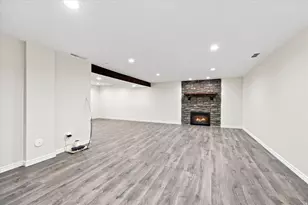 2407 E Country Oaks Dr, Layton, UT 84040 - Photo 27