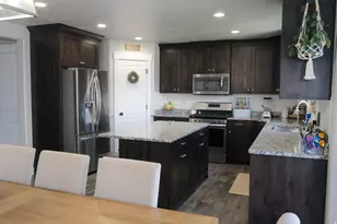 827 S 3050 W, Syracuse, UT 84075 - Photo 29