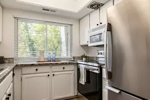 5772 S Waterbury Way E, Salt Lake City, UT 84121 - Photo 11