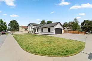 5571 S Dale Amour Dr W, Kearns, UT 84118 - Photo 5