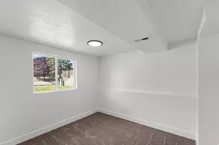 5571 S Dale Amour Dr W, Kearns, UT 84118 - Photo 29