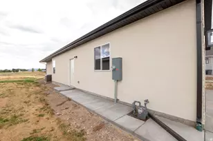 465 N 1000 E, Beaver, UT 84713 - Photo 9