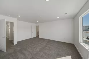 2257 S Wolverine Way, Washington, UT 84780 - Photo 37