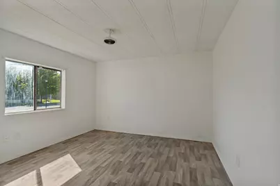 1350 W 300 N #75, Clearfield, UT 84015 - Photo 17
