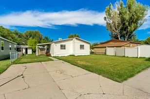 1350 W 300 N, Clearfield, UT 84015 - Photo 3