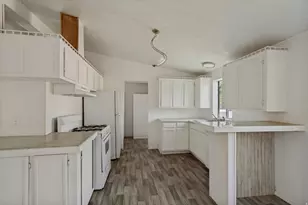 1350 W 300 N, Clearfield, UT 84015 - Photo 5