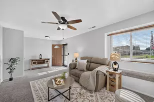 5082 S 3425 W, Roy, UT 84067 - Photo 7