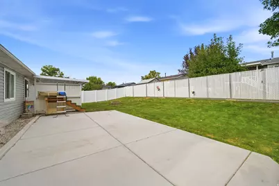 5082 S 3425 W, Roy, UT 84067 - Photo 27