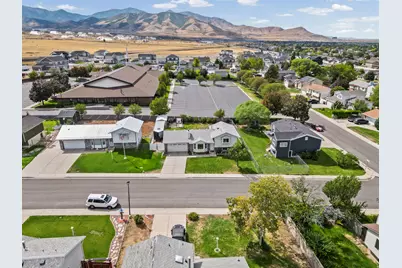 4166 S 6660 W, West Valley, UT 84128 - Photo 35
