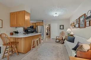 7858 S Honeycomb Circle, Cottonwood Heights, UT 84121 - Photo 11