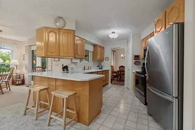 7858 S Honeycomb Cir, Cottonwood Heights, UT 84121 - Photo 9
