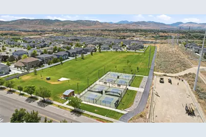 768 W Star Spangled Dr S, Bluffdale, UT 84065 - Photo 31