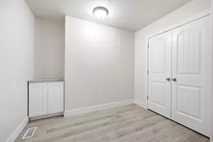 768 W Star Spangled Dr S, Bluffdale, UT 84065 - Photo 19