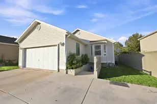 3988 E Dillons Dr, Eagle Mountain, UT 84005 - Photo 27