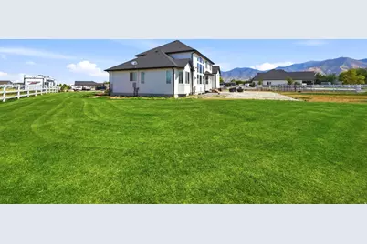 3644 N Spiral Springs Rd W, Erda, UT 84074 - Photo 31