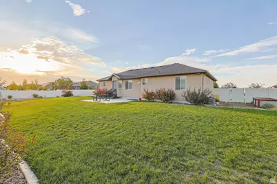 734 E Morning Dew Dr S, Grantsville, UT 84029 - Photo 47