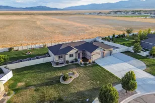 734 E Morning Dew Dr S, Grantsville, UT 84029 - Photo 7