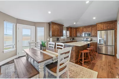 734 E Morning Dew Dr S, Grantsville, UT 84029 - Photo 15