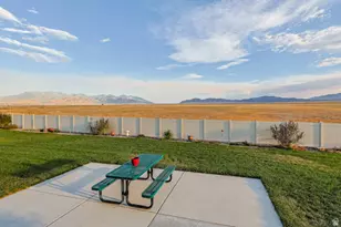 734 E Morning Dew Dr S, Grantsville, UT 84029 - Photo 37