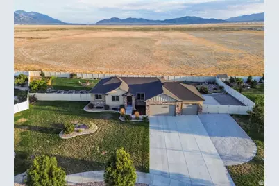 734 E Morning Dew Dr S, Grantsville, UT 84029 - Photo 9