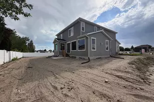 454 N 950 E, American Fork, UT 84003 - Photo 23