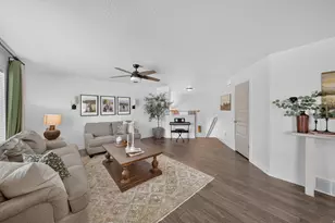 6393 N Pine Tree Wy, Eagle Mountain, UT 84005 - Photo 9
