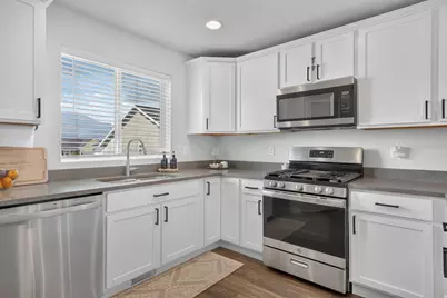 6393 N Pine Tree Way, Eagle Mountain, UT 84005 - Photo 15
