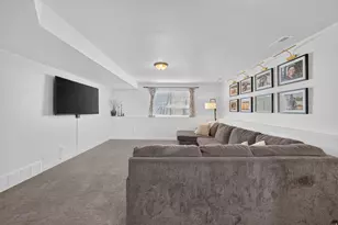 6393 N Pine Tree Wy, Eagle Mountain, UT 84005 - Photo 25