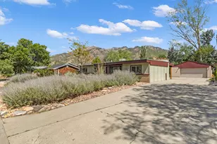 7265 S 2825 E, Cottonwood Heights, UT 84121 - Photo 3