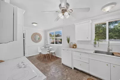 3046 E 7110 S, Cottonwood Heights, UT 84121 - Photo 9