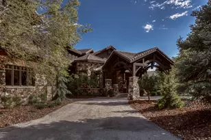 887 S Hobble Creek Rd, Springville, UT 84663 - Photo 3