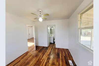 131 W Whitmore Dr, East Carbon, UT 84520 - Photo 11