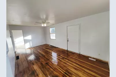 131 W Whitmore Dr, East Carbon, UT 84520 - Photo 3