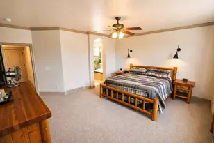 10656 S Crescent Dr, Sandy, UT 84070 - Photo 19