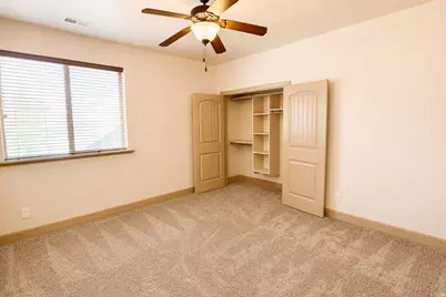 10656 S Crescent Dr, Sandy, UT 84070 - Photo 23