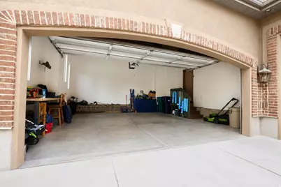 10656 S Crescent Dr, Sandy, UT 84070 - Photo 15