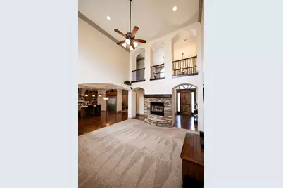 10656 S Crescent Dr, Sandy, UT 84070 - Photo 7