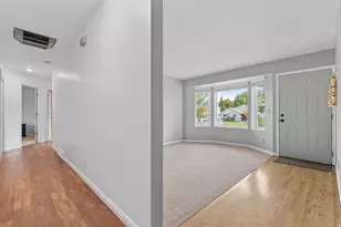 6354 S Clay Park Dr, Murray, UT 84107 - Photo 9