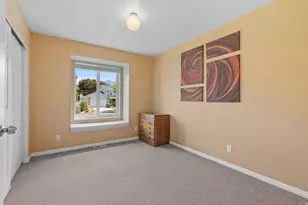 6354 S Clay Park Dr, Murray, UT 84107 - Photo 17