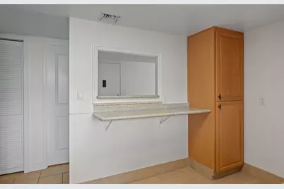 241 N Vine St W #805W, Salt Lake City, UT 84103 - Photo 5