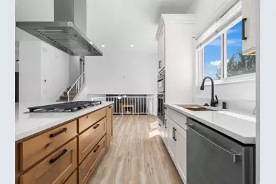 2291 N 2050 E, Layton, UT 84040 - Photo 9