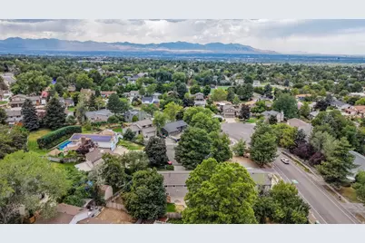7283 S Pecan Cir, Cottonwood Heights, UT 84121 - Photo 27