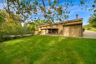 3046 S 400 W, Bountiful, UT 84010 - Photo 5
