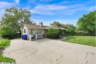 3046 S 400 W, Bountiful, UT 84010 - Photo 3