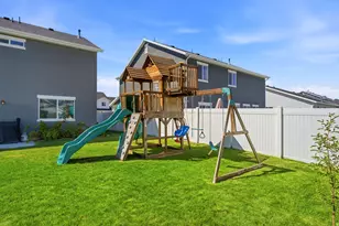 3503 S Laurel Ln, Syracuse, UT 84075 - Photo 33