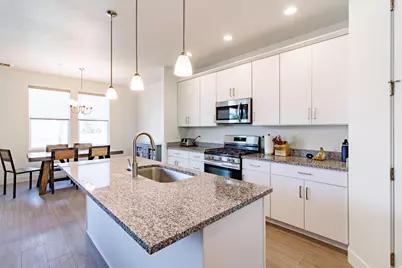 384 W Songbird Ln #5, Lindon, UT 84042 - Photo 3