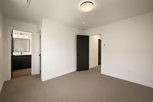 598 E Savvy Cv S, Salt Lake City, UT 84107 - Photo 9