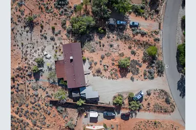 1687 Highland Dr N, Moab, UT 84532 - Photo 7
